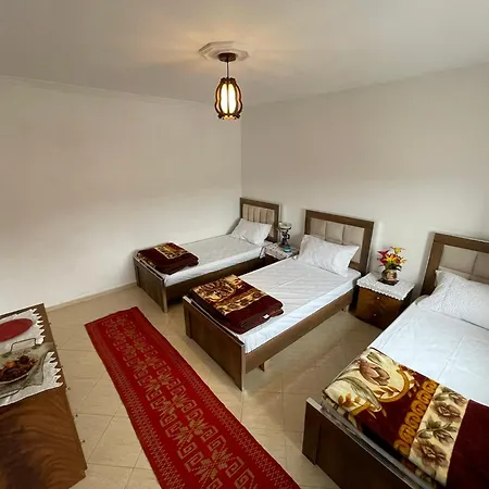 Johnny Apartment Berat
