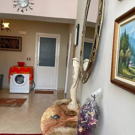 Johnny Apartment Berat